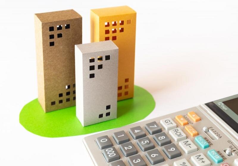 マンションの売り時はいつ？高く売れる時期と築年数・市況の判断ポイント