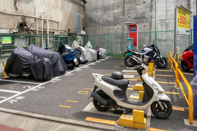 バイク駐車場経営は高収益が期待できる？初期費用や注意点を解説します