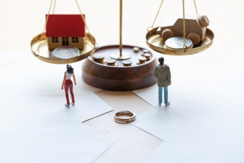 離婚時の財産分与の基礎知識｜持ち家は住むべきか売るべきか
